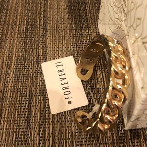 Gold link bracelet